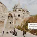 Jobelhome Castle District * Budapest